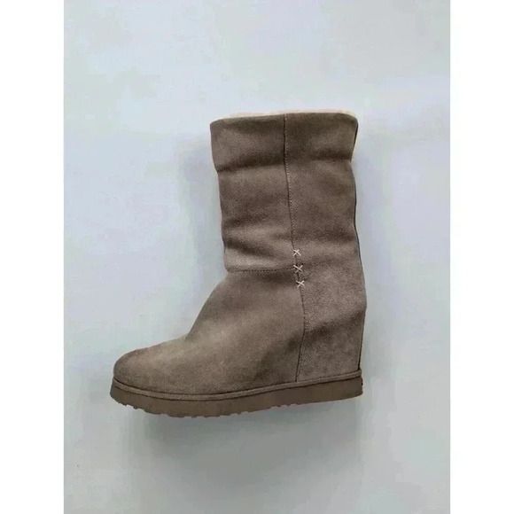 Kookaburra By Ugh Suede Shearling Wedge Boots Size 8.5 Beige - Picture 3 of 9